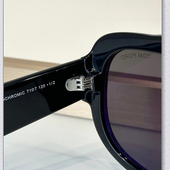 Tom Ford Chromic Oversized Shield Sunglasses - Black